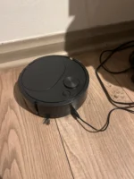 CLEAN SMART ROBOT 8018 UV robotic vacuum cleaner