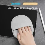 Microfiber cleaning cloth with finger pocket for screen and lens
