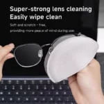 Microfiber cleaning cloth with finger pocket for screen and lens